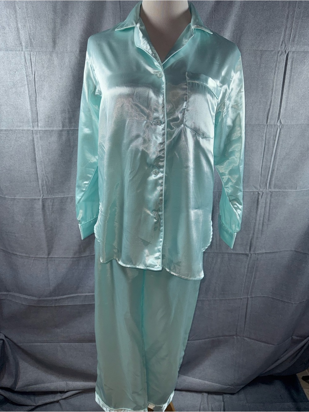 2652-80s After Eight Women's Satin Pajama Set in Mint - Classic Button-Front